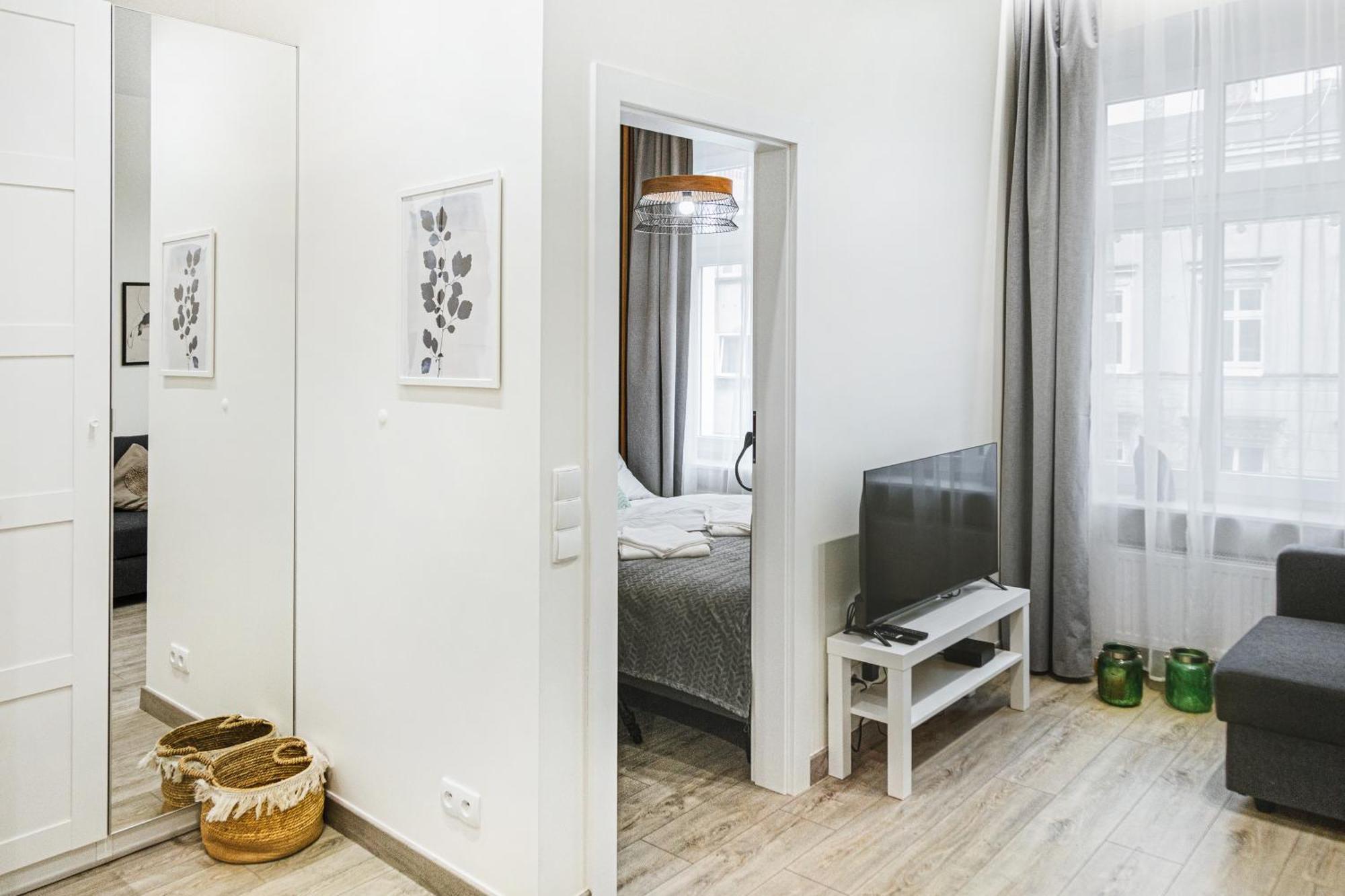 Wyjatkowe Apartamenty W Centrum วรอตซวาฟ ภายนอก รูปภาพ